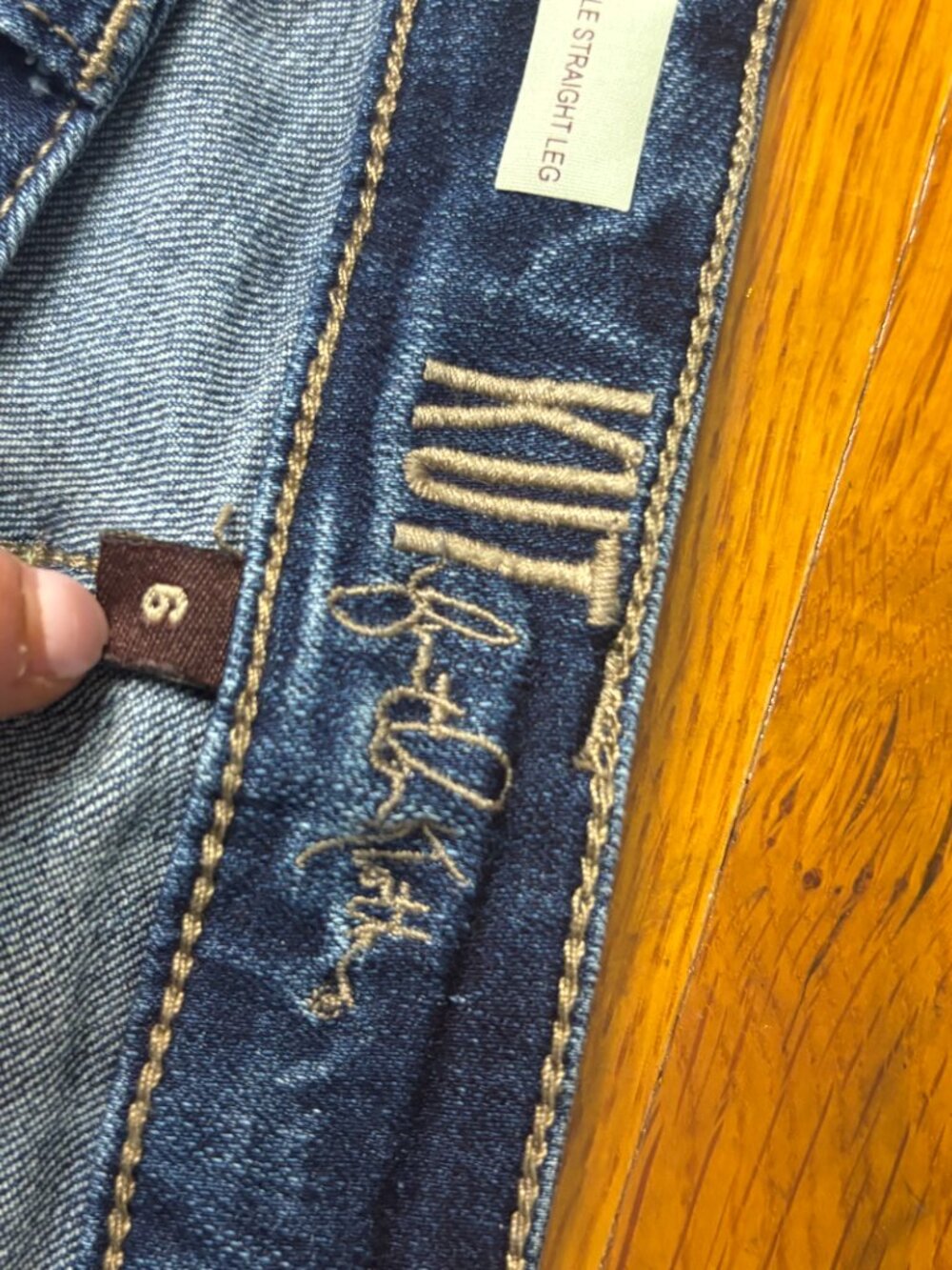 Kut from the Kloth Katy High Rise Ankle Straigh Jeans - Size 6 - Picture 3 of 7